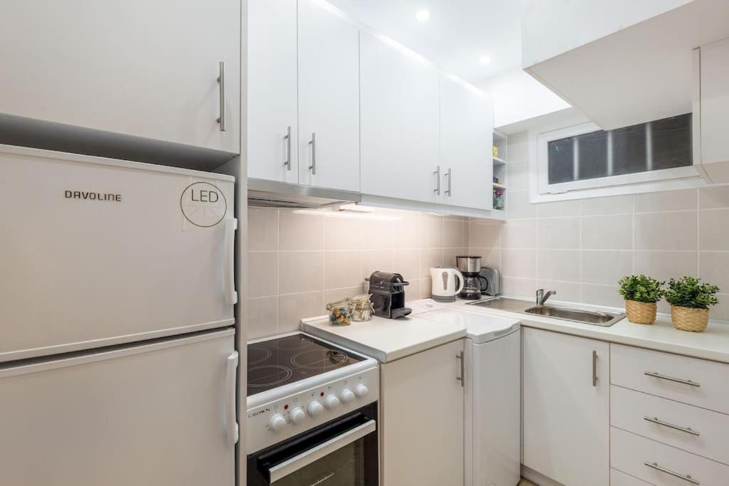 Glyfada Center Sea View Apt Apartment Athens Ngoại thất bức ảnh